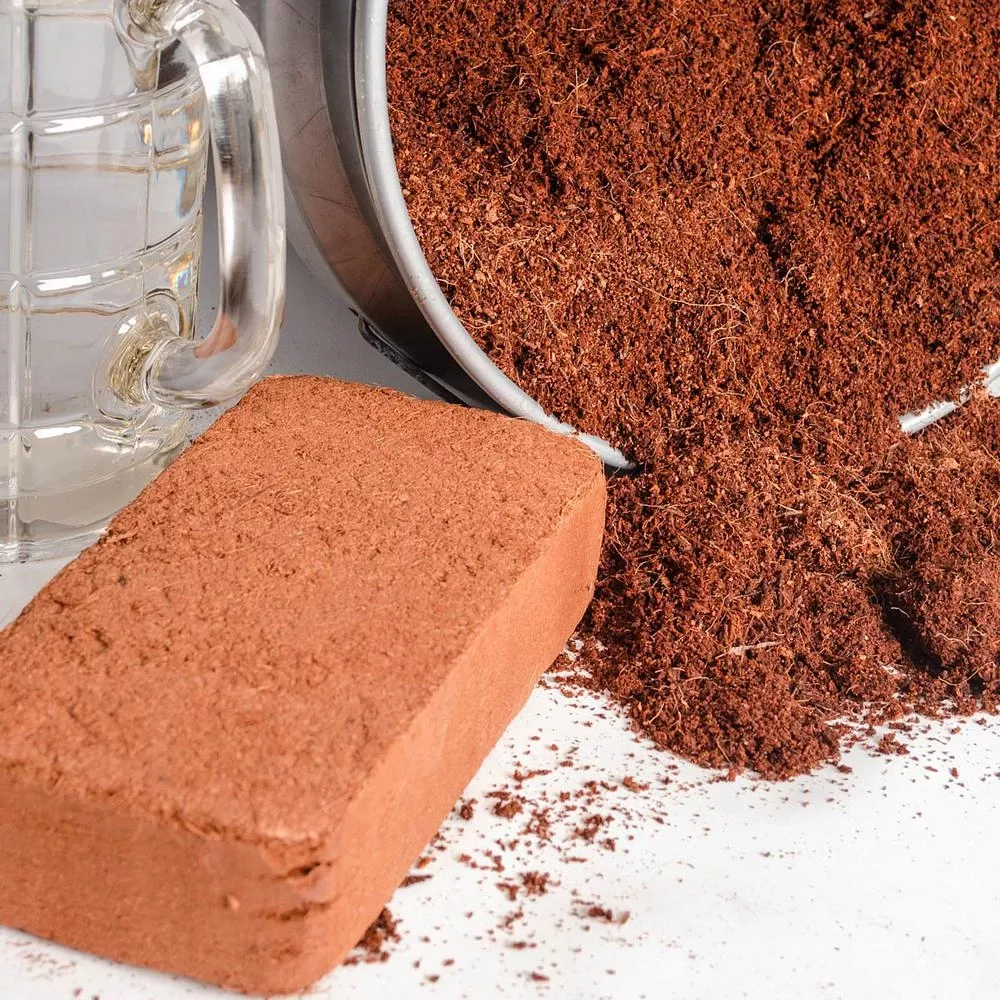 1.40 Lbs. Coir Soil Amendment Brick, Expands To 8 Quarts Of Soil